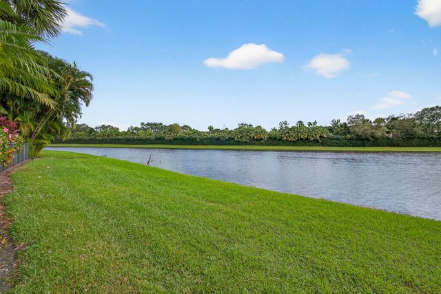 502 Via Toledo, Palm Beach Gardens, FL 33418
