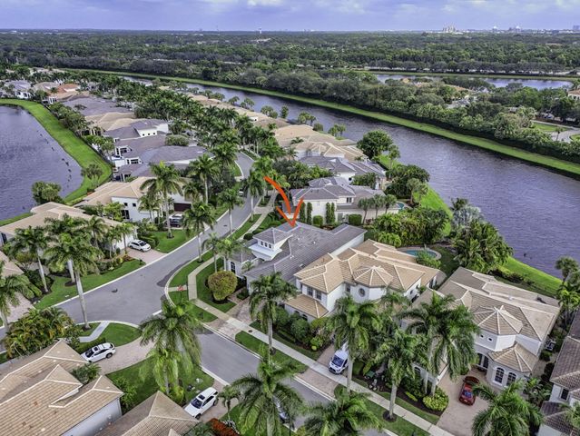502 Via Toledo, Palm Beach Gardens, FL 33418