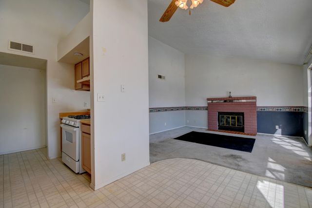 837 Madeira Drive SE, Rio Rancho, NM 87124
