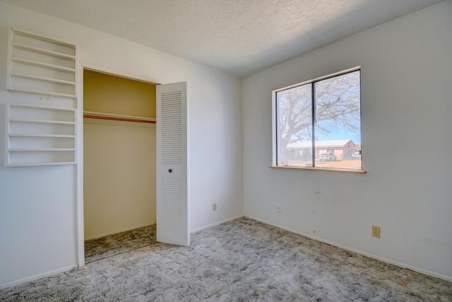 837 Madeira Drive SE, Rio Rancho, NM 87124