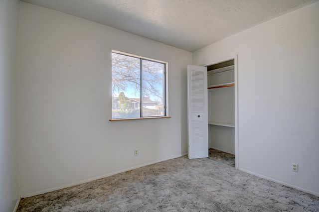 837 Madeira Drive SE, Rio Rancho, NM 87124