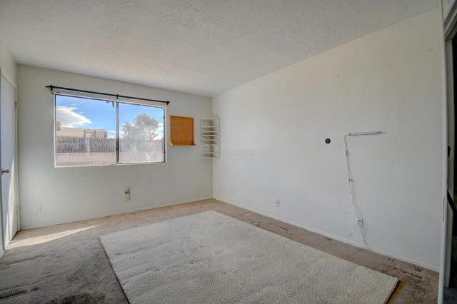 837 Madeira Drive SE, Rio Rancho, NM 87124