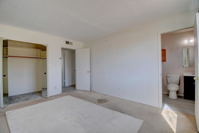 837 Madeira Drive SE, Rio Rancho, NM 87124