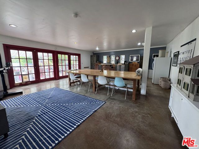 814 E Edgeware Road, Los Angeles, CA 90026