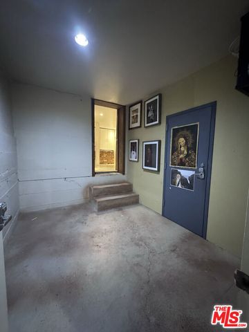 814 E Edgeware Road, Los Angeles, CA 90026