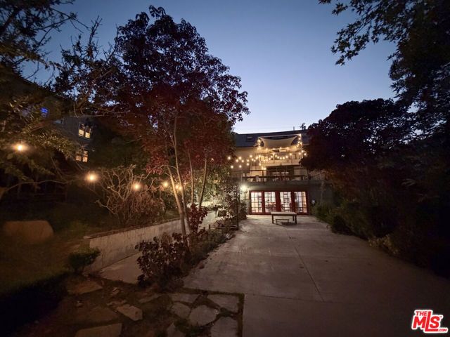 814 E Edgeware Road, Los Angeles, CA 90026