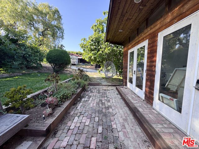 814 E Edgeware Road, Los Angeles, CA 90026