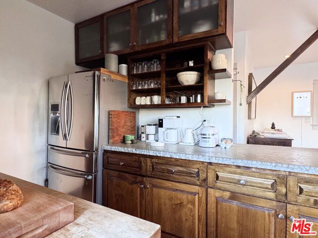 814 E Edgeware Road, Los Angeles, CA 90026
