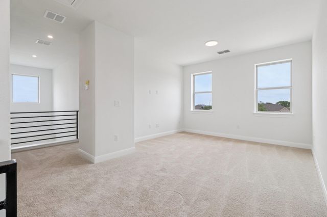 628 Treadwell LN, Kyle, TX 78640