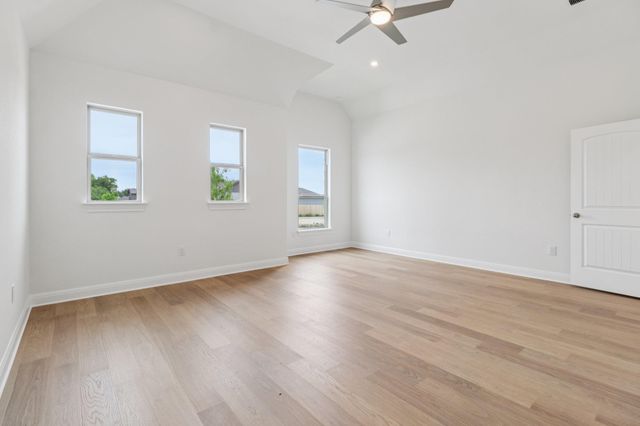 628 Treadwell LN, Kyle, TX 78640