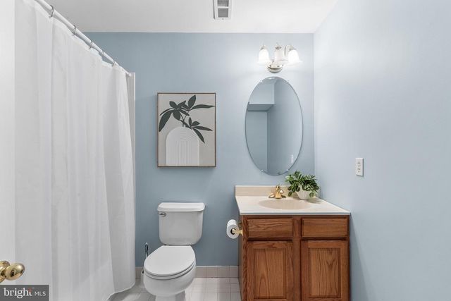 602 WHISPERING BROOKE DR, Newtown Square, PA 19073