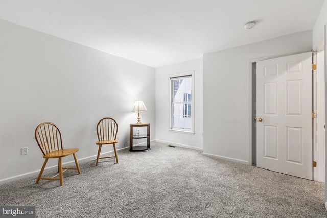 602 WHISPERING BROOKE DR, Newtown Square, PA 19073