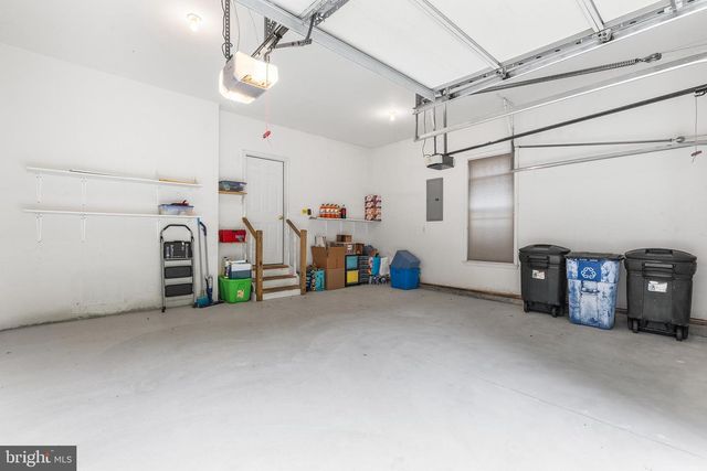 602 WHISPERING BROOKE DR, Newtown Square, PA 19073