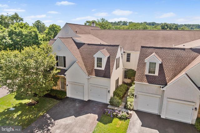 602 WHISPERING BROOKE DR, Newtown Square, PA 19073