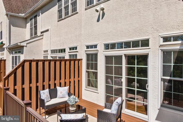 602 WHISPERING BROOKE DR, Newtown Square, PA 19073