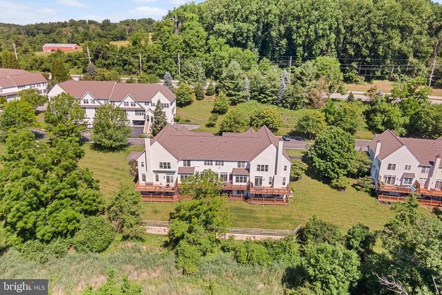 602 WHISPERING BROOKE DR, Newtown Square, PA 19073