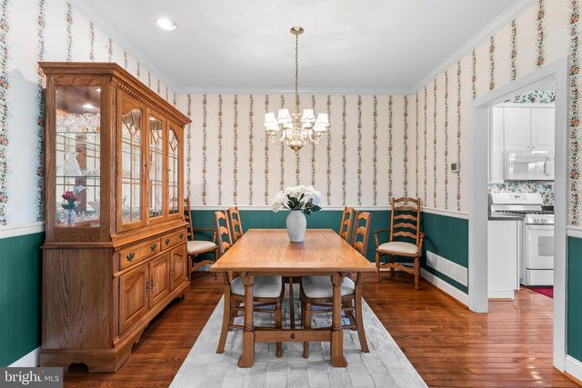 602 WHISPERING BROOKE DR, Newtown Square, PA 19073