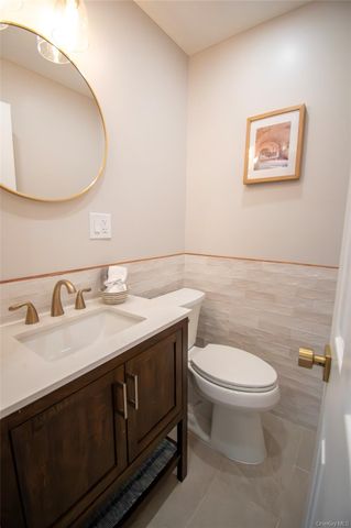 937 Hastings Street, Baldwin, NY 11510