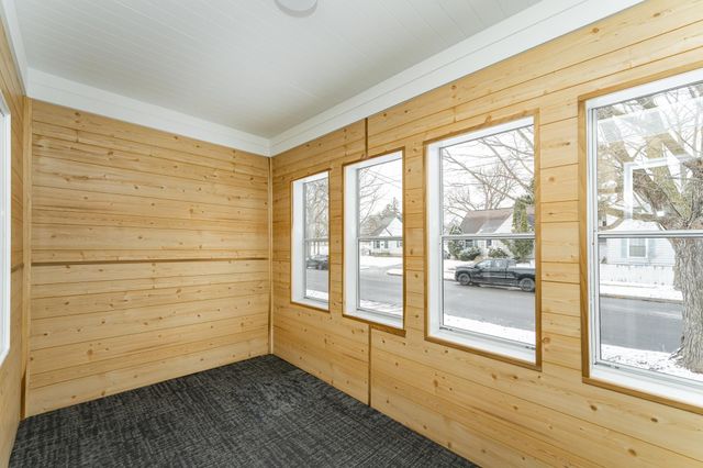 604 10th Avenue SE, Rochester, MN 55904