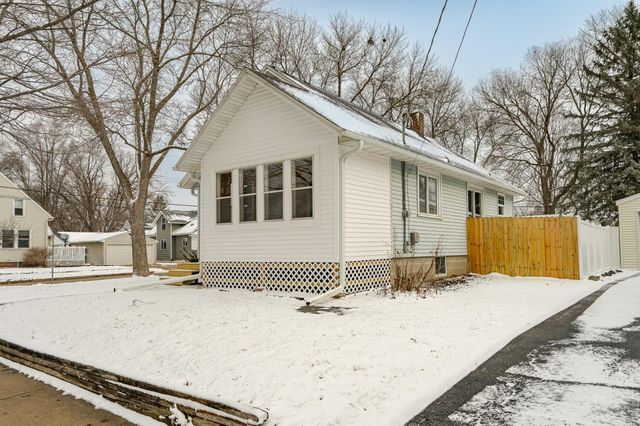 604 10th Avenue SE, Rochester, MN 55904