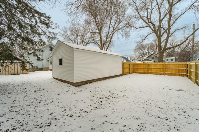 604 10th Avenue SE, Rochester, MN 55904