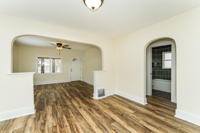 604 10th Avenue SE, Rochester, MN 55904