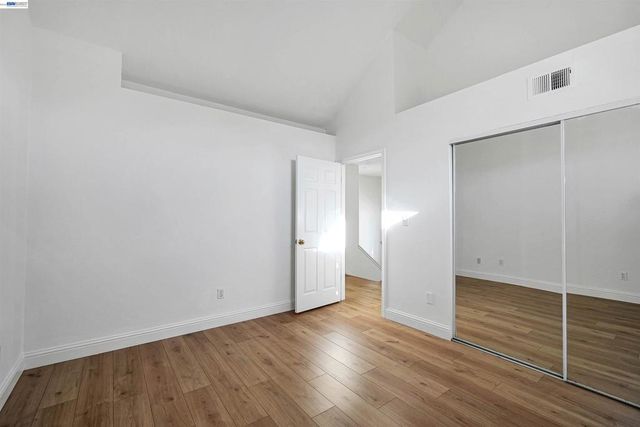 2207 Parnassus Ct, Hayward, CA 94542