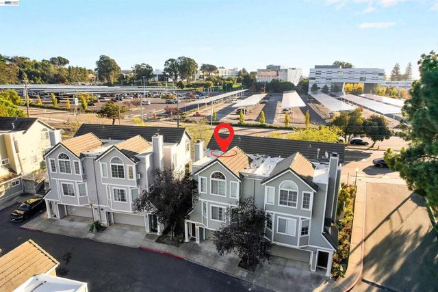 2207 Parnassus Ct, Hayward, CA 94542
