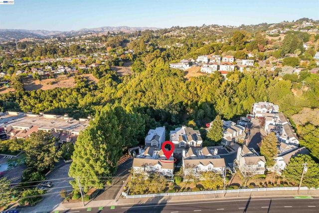 2207 Parnassus Ct, Hayward, CA 94542