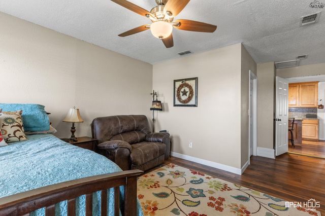 180 NEWSOM ROAD, Wichita Falls, TX 76310