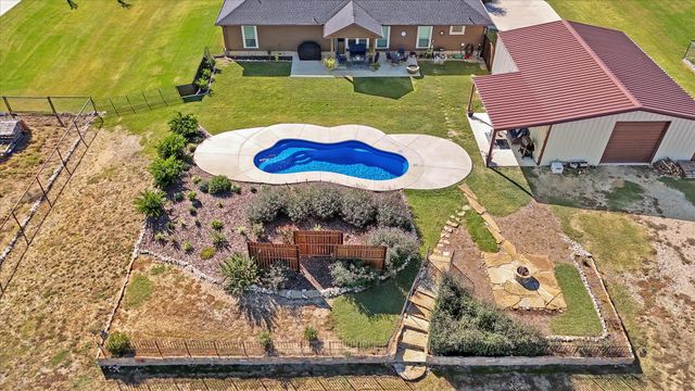 2375 County Road 4010, Decatur, TX 76234