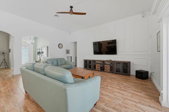 1812 SE FALLON Drive, Port St. Lucie, FL 34983