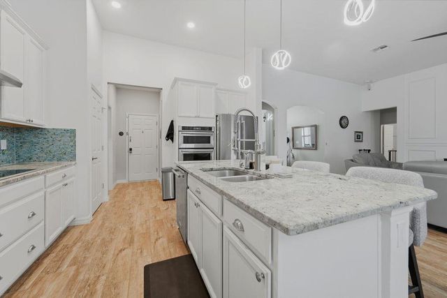 1812 SE FALLON Drive, Port St. Lucie, FL 34983