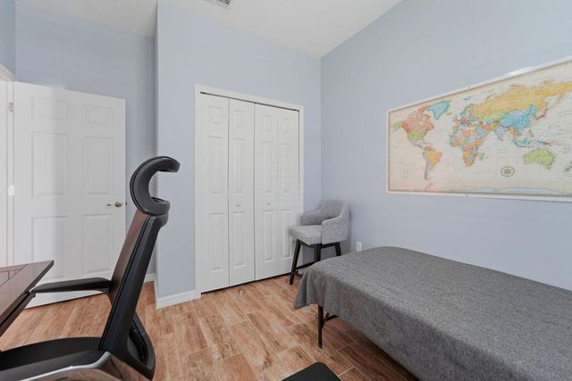1812 SE FALLON Drive, Port St. Lucie, FL 34983
