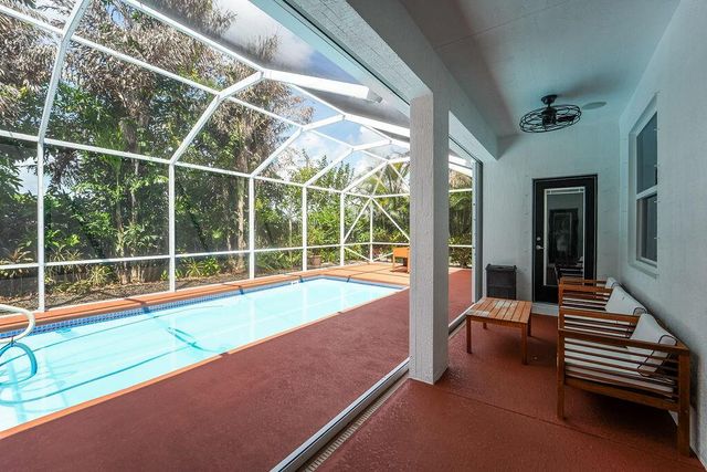 1812 SE FALLON Drive, Port St. Lucie, FL 34983