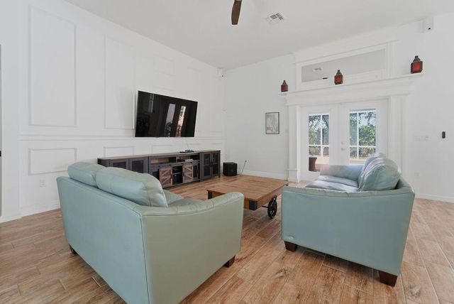 1812 SE FALLON Drive, Port St. Lucie, FL 34983
