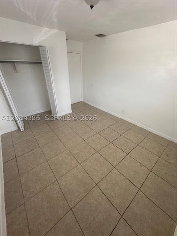 4120 SW 19th St 1, West Park, FL 33023