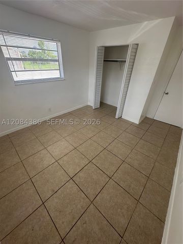 4120 SW 19th St 1, West Park, FL 33023