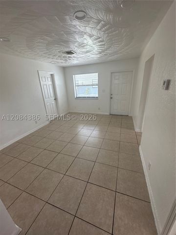 4120 SW 19th St 1, West Park, FL 33023