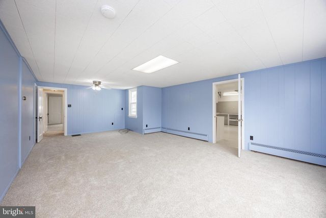 933 FORTY FOOT RD, Hatfield, PA 19440