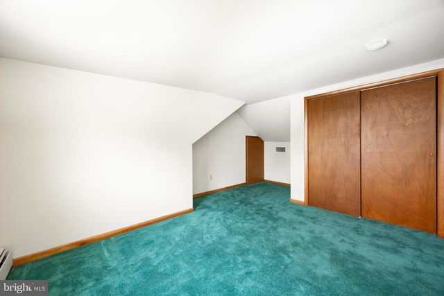 933 FORTY FOOT RD, Hatfield, PA 19440