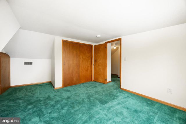 933 FORTY FOOT RD, Hatfield, PA 19440