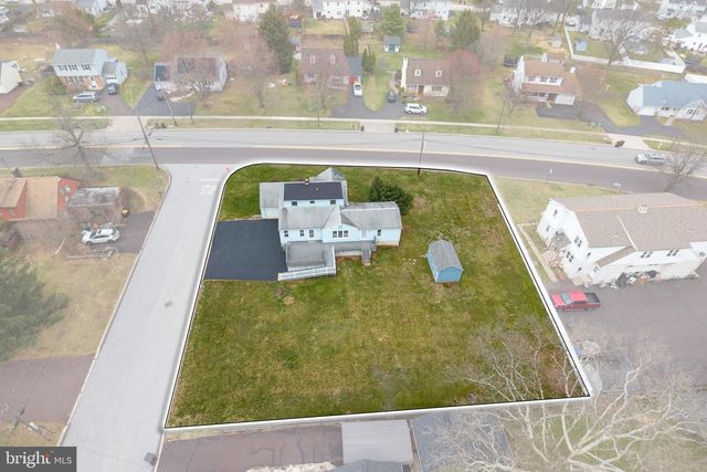 933 FORTY FOOT RD, Hatfield, PA 19440