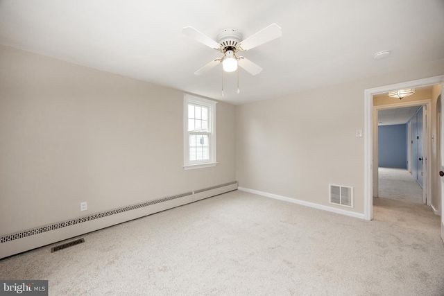 933 FORTY FOOT RD, Hatfield, PA 19440