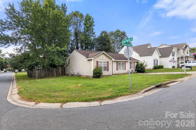 182 Kristens Court Drive, Mooresville, NC 28115