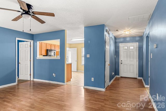 182 Kristens Court Drive, Mooresville, NC 28115
