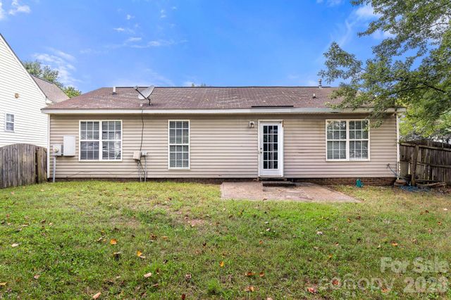 182 Kristens Court Drive, Mooresville, NC 28115