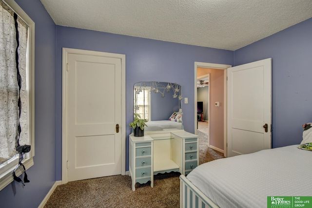 2005 N 68 Street, Omaha, NE 68104