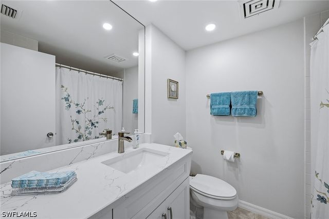 4031 Gulf Shore BLVD N 3B, Naples, FL 34103