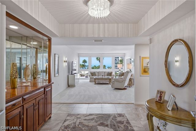 4031 Gulf Shore BLVD N 3B, Naples, FL 34103